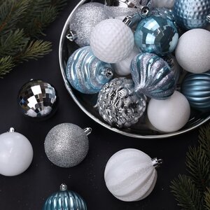 Набор пластиковых шаров Magic Suite: Frozen Lake 6-7 см, 60 шт Winter Deco фото 4