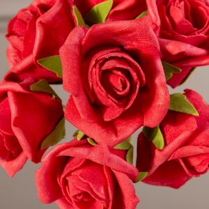 Искусственные розы для декора Lallita 18 см, 7 шт, алые Ideas4Seasons фото 2