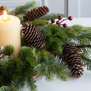 Венок для свечи Дакка 50 см с шишками и ягодами Nordic Collection фото 3