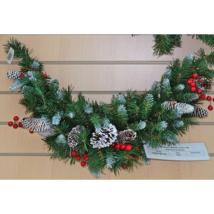 Сваг Сказка заснеженный 92 см с шишками и ягодами, ПВХ National Tree Company фото 7