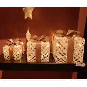 Светящиеся подарки Provence Christmas 15-25 см, 3 шт, теплые белые LED лампы, на батарейках