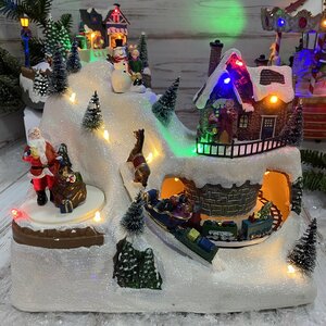 Светящаяся композиция Christmas Village: Время Подарков 26*20 см, с движением и музыкой Kaemingk фото 3