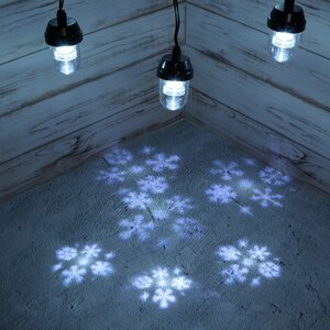 Новогодняя гирлянда - проектор Снежинки, 6 лампочек с холодным белым светом, 2.5 м, IP44