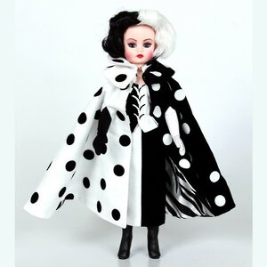Коллекционная кукла Круэлла де Виль 25 см Madame Alexander фото 4