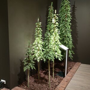 Искусственная елка с гирляндой Альпийская 210 см с натуральным стволом, 200 теплых белых LED ламп, контроллер, ЛИТАЯ 100%, IP44