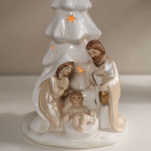 Керамический подсвечник Рождение Иисуса: Сказочная ночь в Вифлееме 18 см EDG фото 3