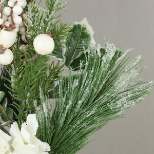 Хвойная ветка с белыми ягодами и цветами Флори - White Berry 70 см, ЛЕСКА Christmas Deluxe фото 5