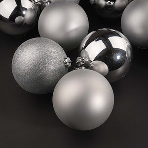 Набор пластиковых шаров Silver Accento 14 см, 12 шт Koopman фото 5