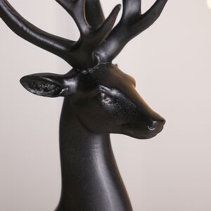 Декоративная фигурка Олень Гаспар 21 см черная Koopman фото 6