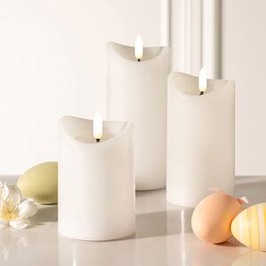 Светодиодная свеча с имитацией пламени Кертон 15 см, белая восковая, на батарейках, таймер Koopman фото 5