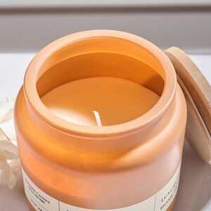 Ароматическая свеча в стакане Shelby: Амбра и Сандаловое дерево 10 см Koopman фото 3