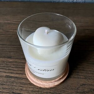 Декоративная ароматическая свеча Luce Heart: Лимон + Ветивер, 30 часов горения Luce фото 1