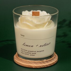 Декоративная ароматическая свеча Luce Rosa: Лимон + Ветивер, 30 часов горения Luce фото 4
