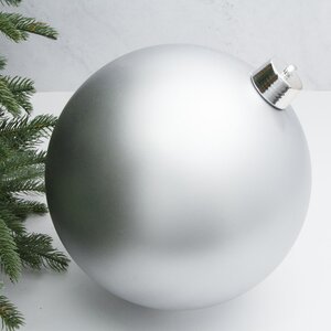 Пластиковый шар 30 см серебряный матовый, Winter Decoration Winter Deco фото 1