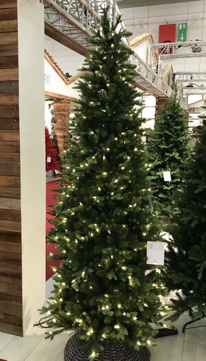 Искусственная стройная елка с гирляндой Каррингтон 198 см, 300 теплых белых LED ламп, ЛИТАЯ + ПВХ National Tree Company фото 2