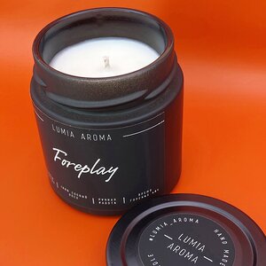 Ароматическая соевая свеча Foreplay 200 мл, 40 часов горения Lumia Aroma фото 1