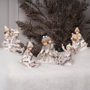 Новогодняя фигурка Winter Fun: Мальчик Дуглас с подарками на санях 11 см Goodwill фото 3