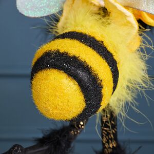 Коллекционная кукла Пчелка Флоралиса - Honey Slogger 37 см Mark Roberts фото 6