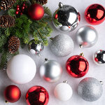 Набор пластиковых шаров Cosmo Зимняя Ягода, 6-10 см, 26 шт