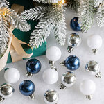 Набор пластиковых шаров Блеск - Полярная Ночь 3 см, 14 шт