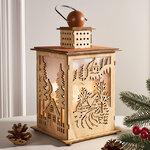 Новогодний фонарь Зимняя Деревушка 25 см на батарейках, светлое дерево