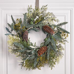 Венок Alva 35 см с шишками и белыми цветами, ЛИТАЯ 100%