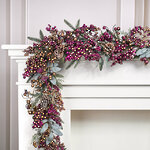 Хвойная гирлянда Baylor 178*15 см с шишками и ягодами, ЛИТАЯ 100%