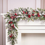 Хвойная гирлянда Belfort заснеженная 178*15 см с шишками и ягодами, ЛИТАЯ 100%