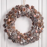 Венок из шишек Магический Лес 50 см