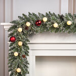 Хвойная гирлянда с лампочками Kaprun Red заснеженная 270*25 см, 20 теплых белых LED ламп, таймер, на батарейках, ЛЕСКА + ПВХ