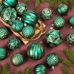 Набор пластиковых шаров Divine 6-8 см, 24 шт, зеленый с золотым