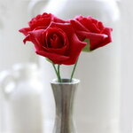 Искусственные розы для декора Lallita 6 см, 7 шт, алые