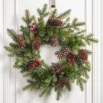 Венок Дакка 50 см с шишками и ягодами, ЛИТАЯ 100%