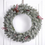 Венок Снежная Сказка заснеженный 61 см с ягодами и шишками, ПВХ