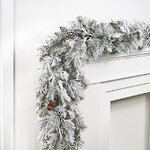 Хвойная гирлянда Bedford заснеженная 274*30 см с шишками, ЛЕСКА + ПВХ