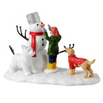 Композиция Карен с псом Фидо лепит снеговиков 12*8 см