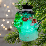 Светящаяся елочная игрушка Рождественская фигурка - Снеговичок в Шляпе 9.2 см на батарейке, подвеска