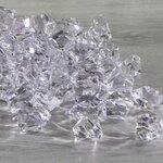 Искусственный лед Кристальная россыпь 2.8 см 200 г