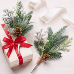 Хвойная ветка White Romano 22 см с ягодами и шишками, 2 шт, ЛИТАЯ + ЛЕСКА