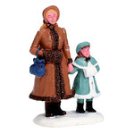 Фигурка Девочка Арнелла на прогулке с мамой 7 см