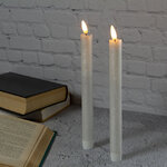 Столовая светодиодная свеча с имитацией пламени Инсендио 26 см 2 шт белая металлик, батарейка