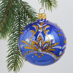Стеклянный елочный шар Лилия 75 мм синий