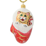 Стеклянная елочная игрушка Кот в рукавичке 8 см красная, подвеска