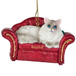 Елочная игрушка Кот Рэгдолл на софе 9 см
