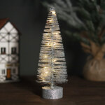 Декоративная светящаяся елочка Chelsea Silver 26 см, 15 теплых белых мини LED ламп, на батарейках