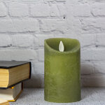 Светодиодная свеча с имитацией пламени 12.5 см, зеленая восковая, батарейка